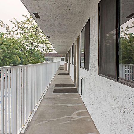 Motel 6-Kalispell, Mt エクステリア 写真